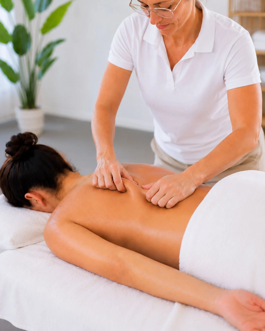 Bindegewebsmassage – Massage Zentrum Oberglatt, Praxis in Bülach