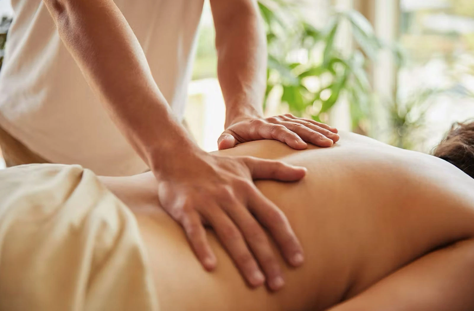 Shiatsu-Massage – Massage Zentrum Oberglatt, Praxis in Bülach