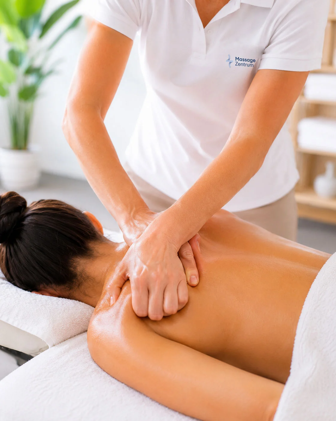 Sportmassage – Massage Zentrum Oberglatt, Praxis in Bülach